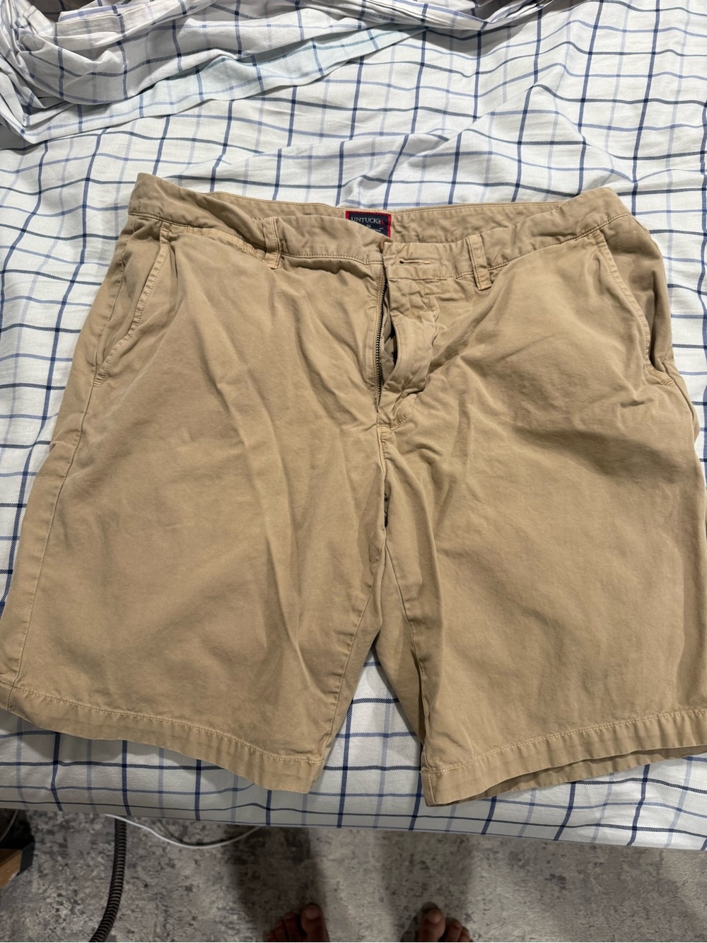 Two UNTUCKit Shorts Mens Size 36 Beige & Gray Casual Flat Front Chino Cotton